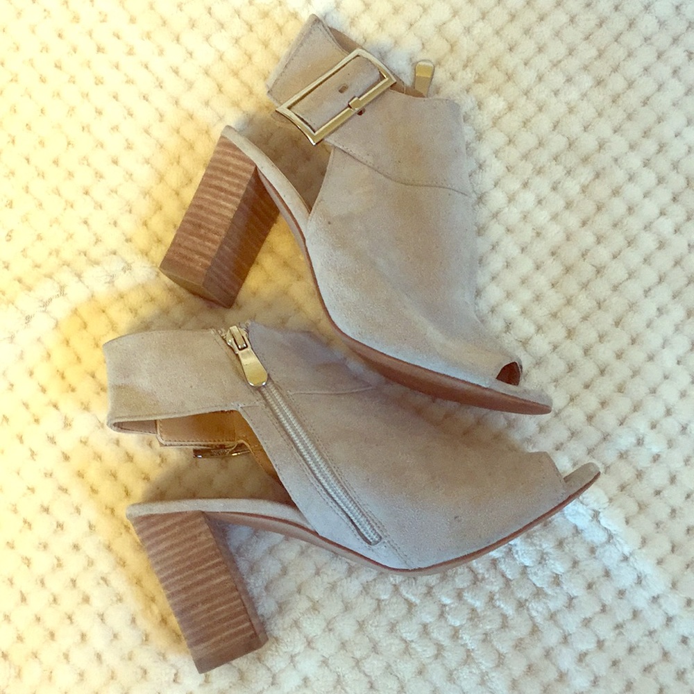Toe-peak heels